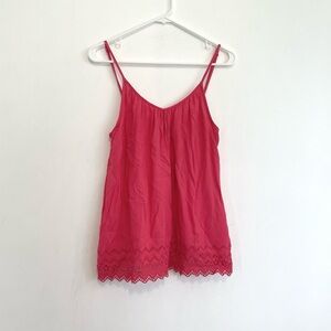GAP Eyelet Tank Raspberry Pink Crochet Trim Rayon V-Neck Sleeveless Blouse Top M